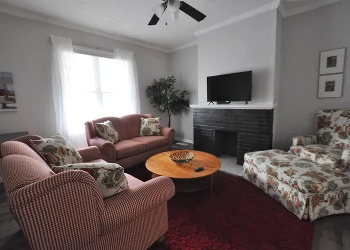 Housepitality - Franklinton Manor - Spacious Columbus