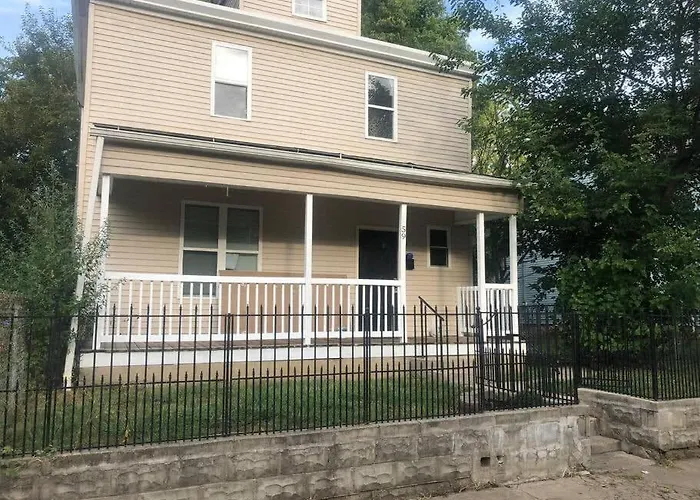 Сasa de vacaciones Housepitality - Franklinton Manor - Spacious Columbus